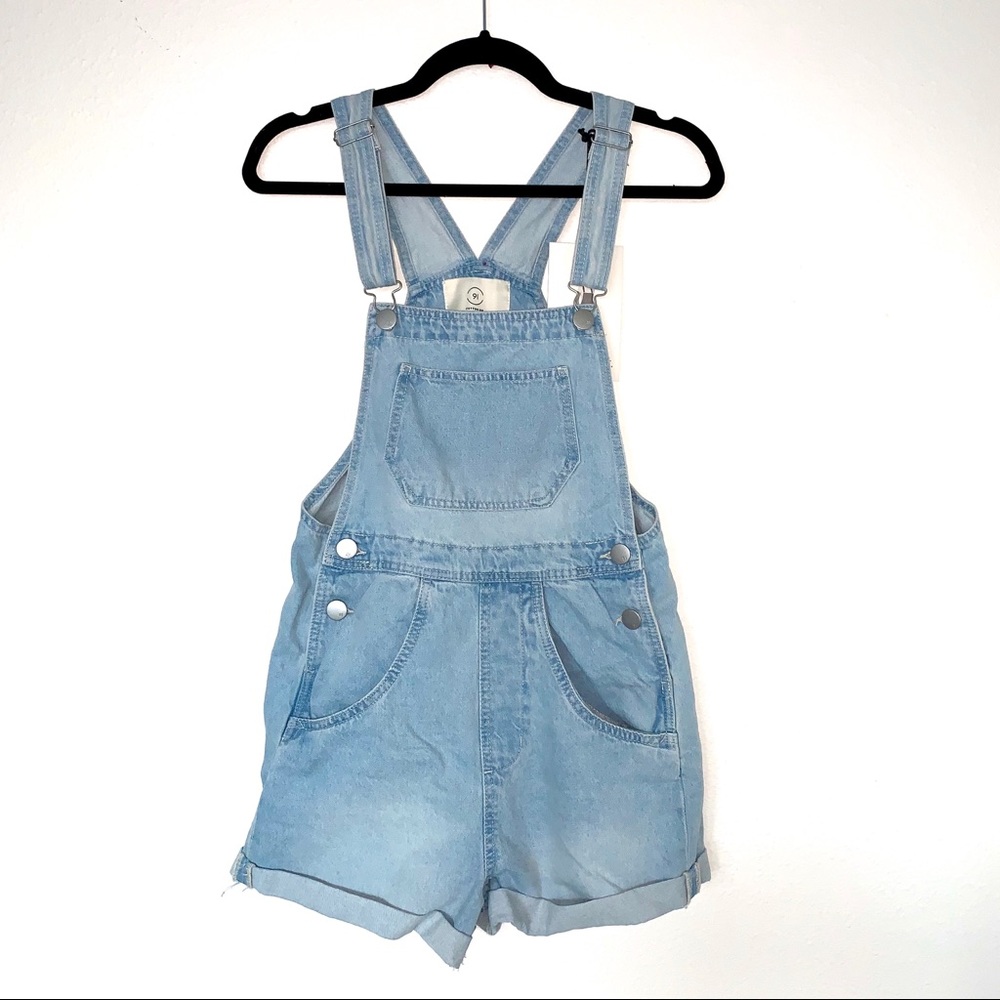 🌊90s SHORT OVERALLS🌊